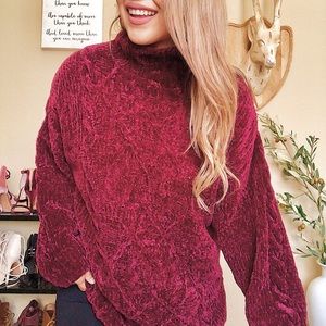 EXPRESS TRICOT • Hand-knitted sweater